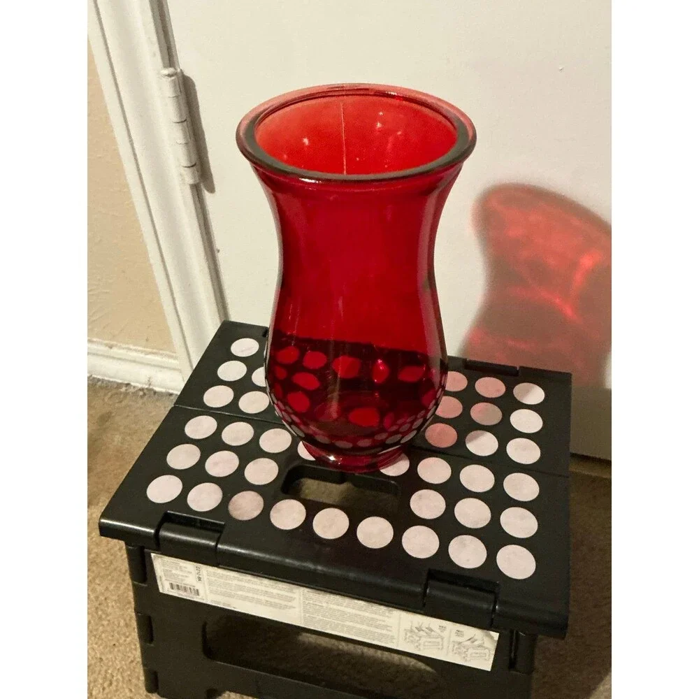 9” Red Flower Vase